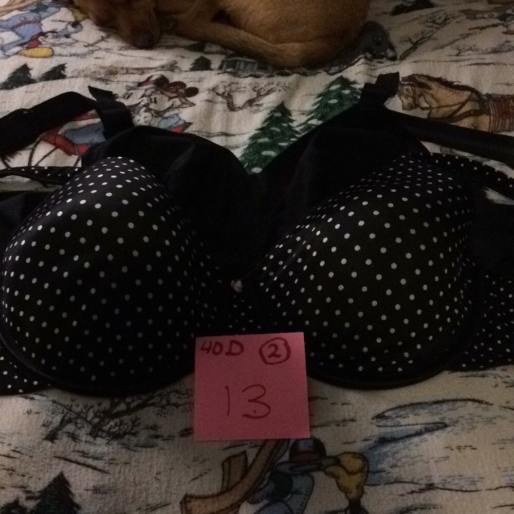 🌟 Sale!  Black & white polka dotted bra